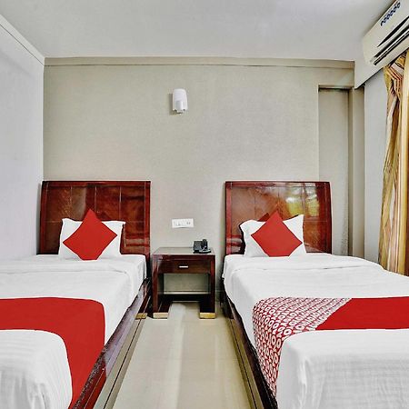 Hotel O Aec Residency 马拉利库兰 外观 照片