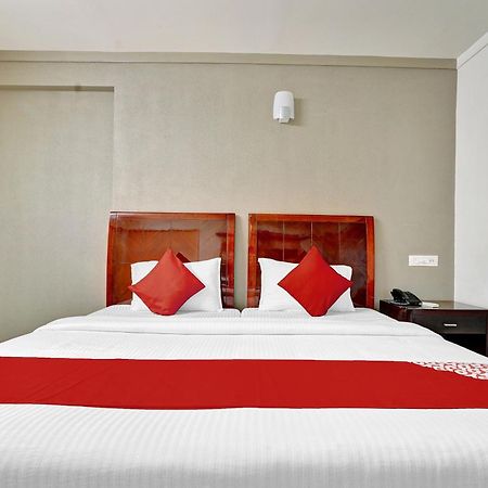Hotel O Aec Residency 马拉利库兰 外观 照片