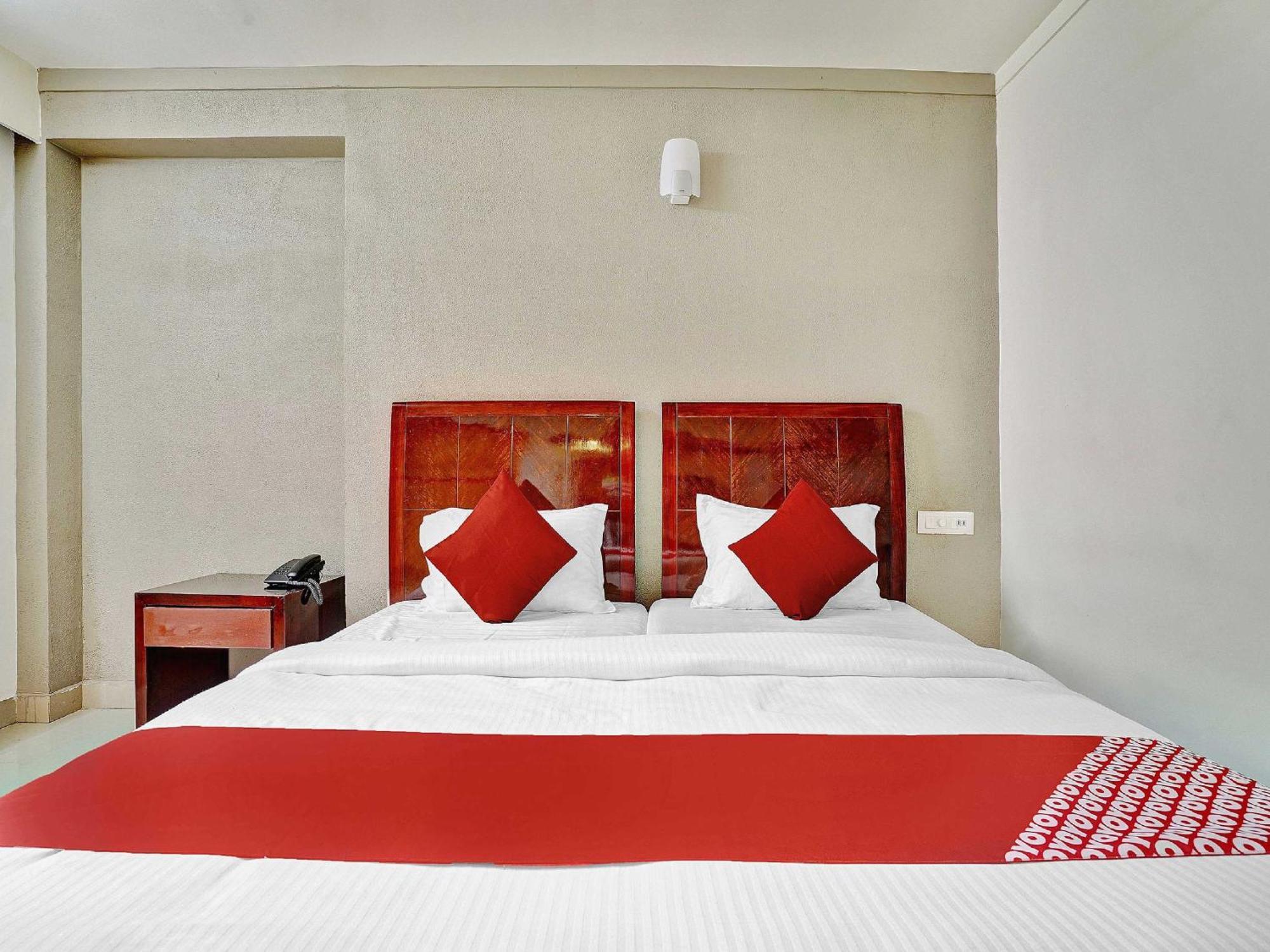 Hotel O Aec Residency 马拉利库兰 外观 照片