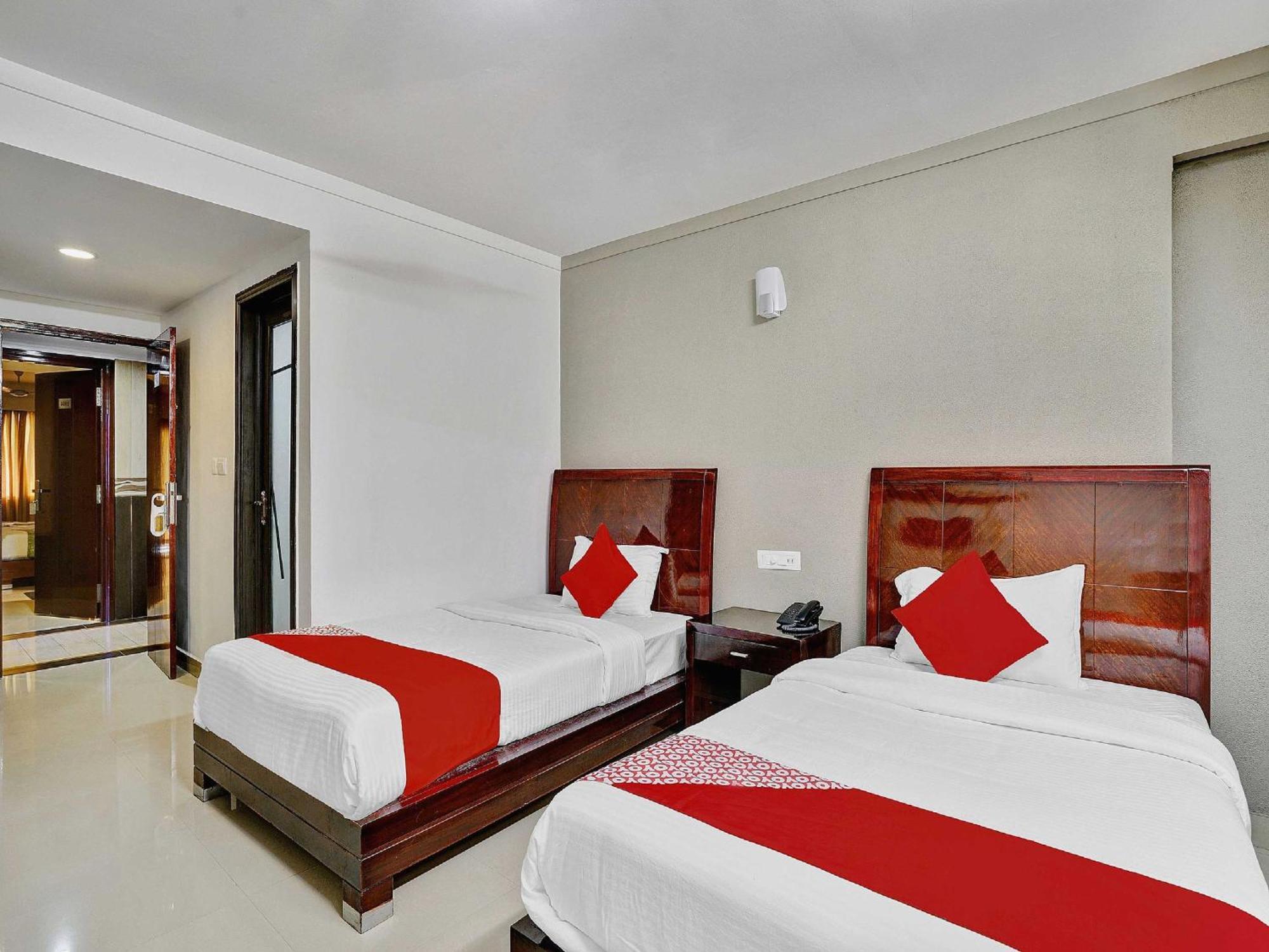 Hotel O Aec Residency 马拉利库兰 外观 照片