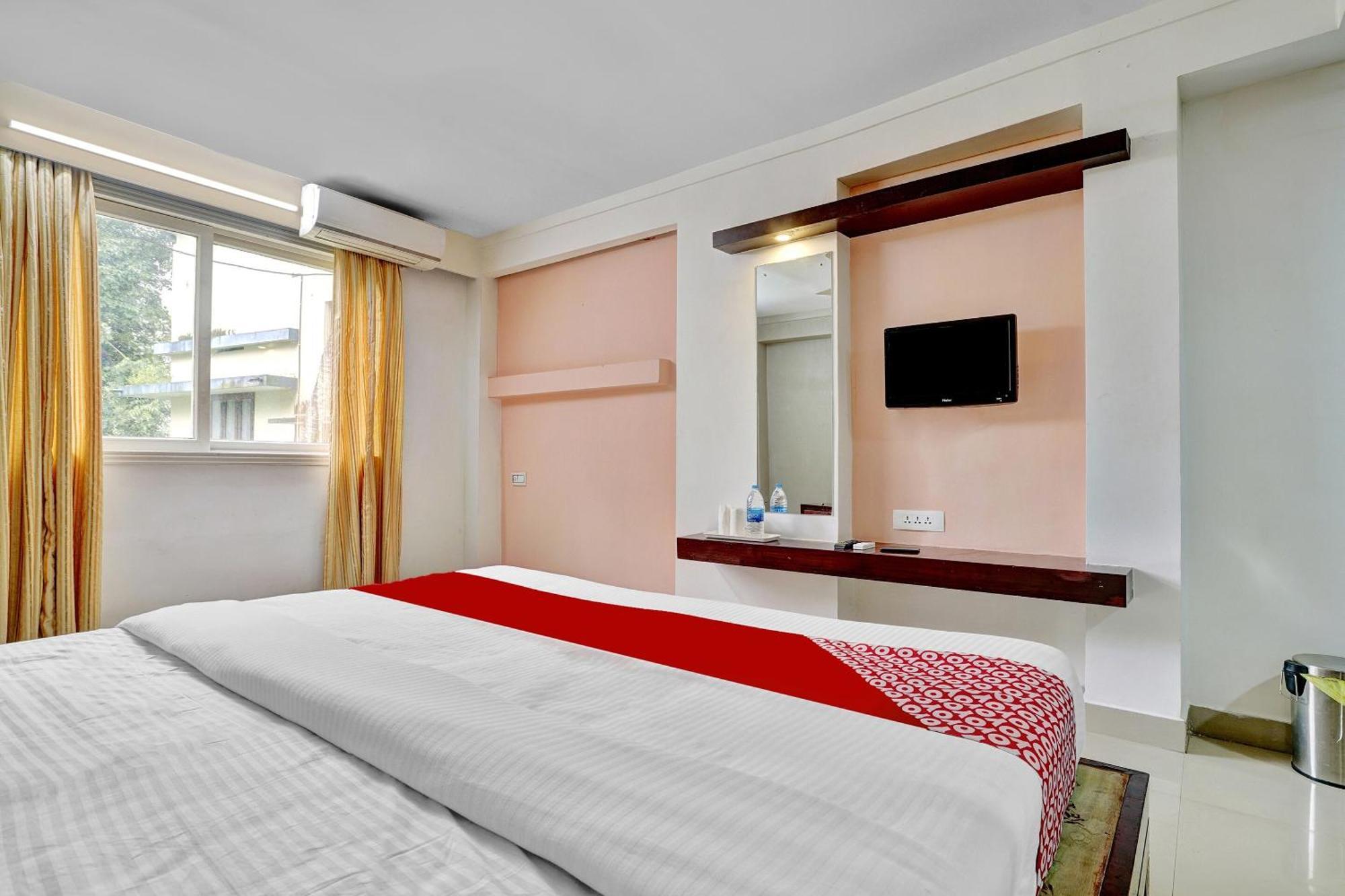 Hotel O Aec Residency 马拉利库兰 外观 照片
