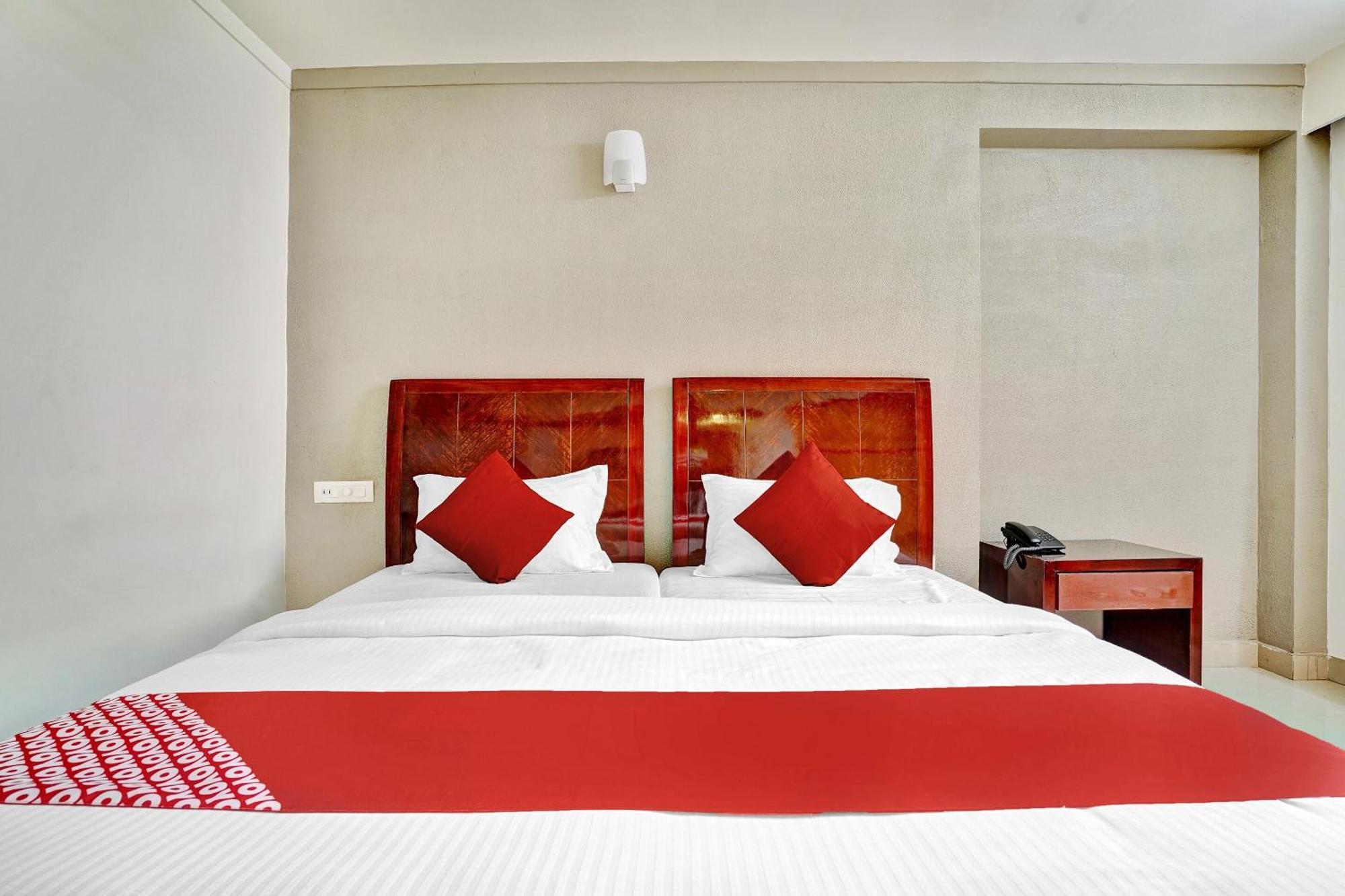 Hotel O Aec Residency 马拉利库兰 外观 照片