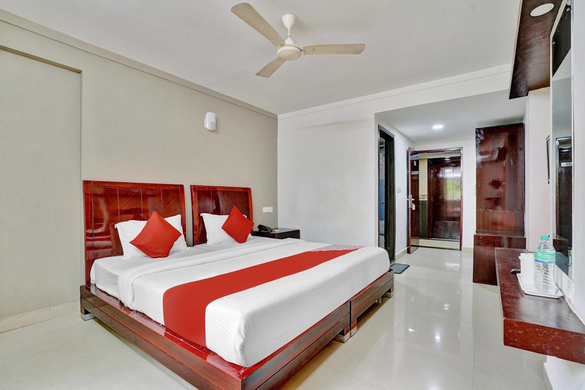 Hotel O Aec Residency 马拉利库兰 外观 照片